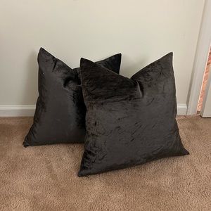 NWOT Set of 2 West Elm Velvet Charcoal Gray Pillow Covers